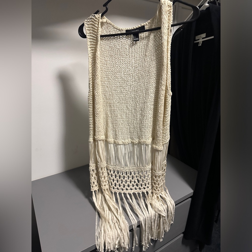 Forever 21 boho fringe top size large